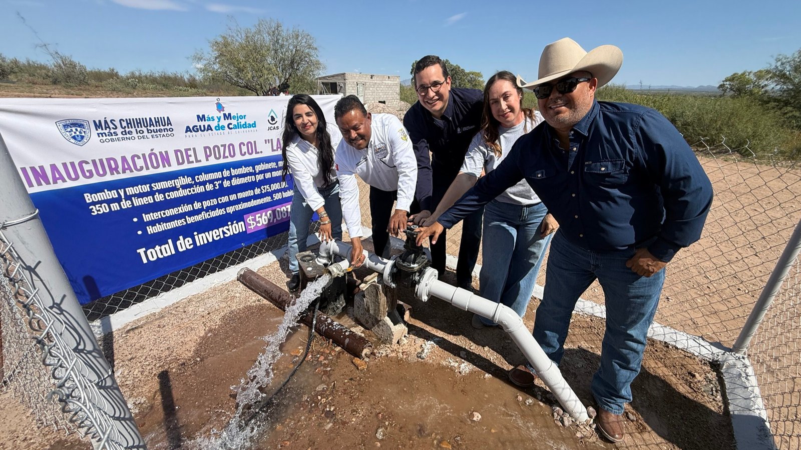 Inaugura JCAS pozo de agua potable en Julimes.